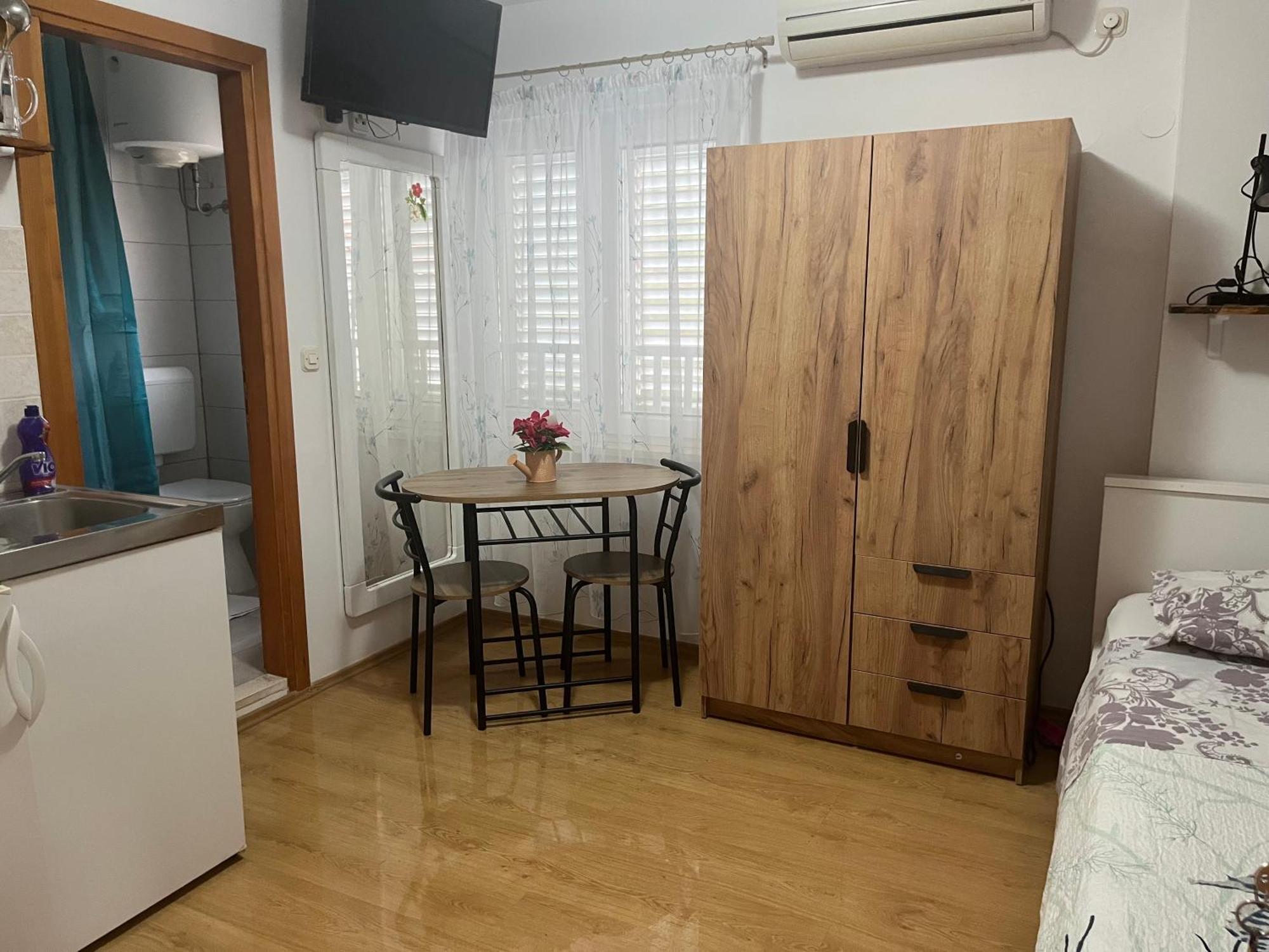 Guest House Matana Pomena Ngoại thất bức ảnh